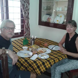 Rosegarden Homestay Fort Hotel