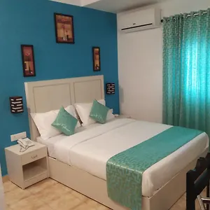 Blue Diamond Hotel